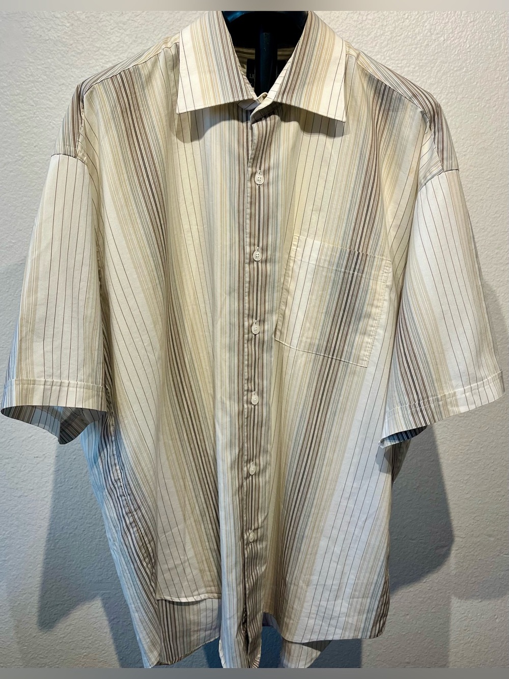Vintage Leo Chevalier Short-Sleeve Beige Stripe Button-Up Shirt - Size L (Men’s)